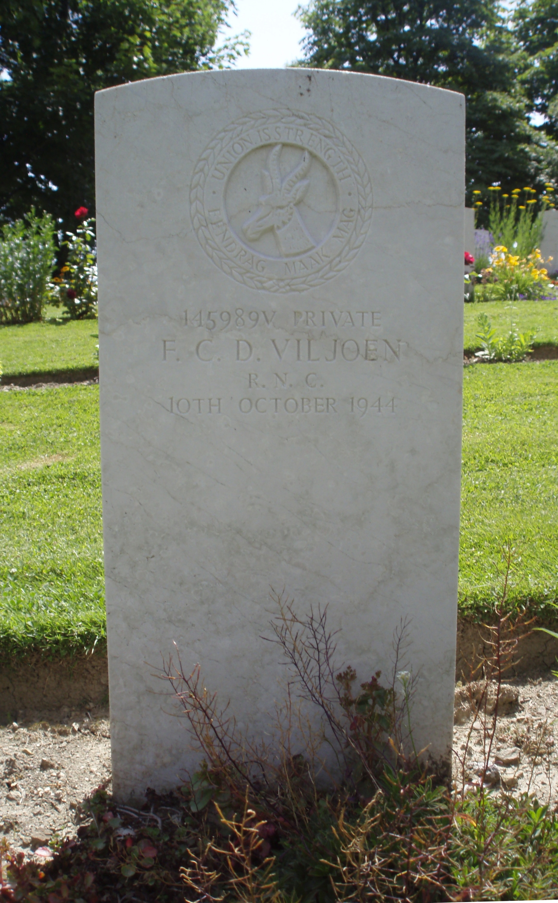 Photo from /search/photos/Italy/CASTIGLIONE SOUTH AFRICAN CEMETERY/CASTIGLIONE SOUTH AFRICAN CEMETERY_Viljoen_F_C_D.JPG